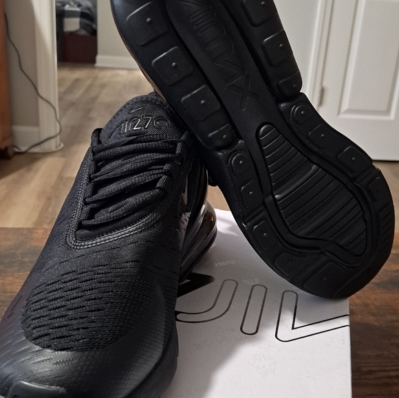 Women 270 Max size 8 - Picture 5 of 5